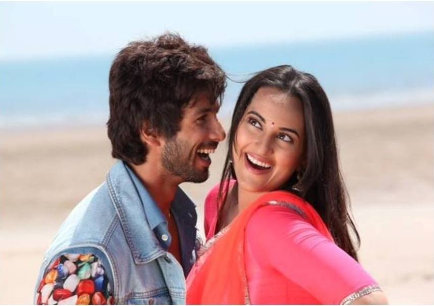 R Rajkumar Hindi Movie Photo Gallery